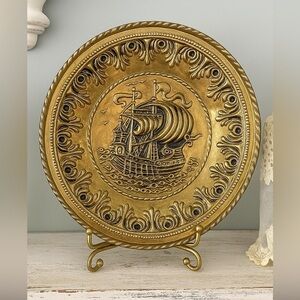 Vtg Wall Plate Tin Ocean Sailing Scene Antique Brass Embossed Regencycore Sz 12"